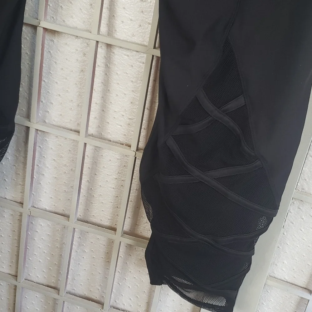 Adore Me black plus size yoga sports leggings 3X - Picture 5 of 6